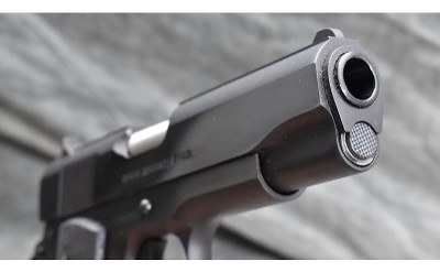 Colt ~ Combat Commander ~ .45 Auto - Image 5 of 8