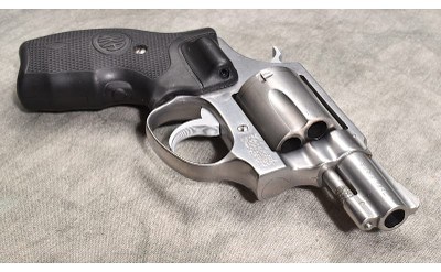 SMITH & WESSON ~ 60 ~ .38 S&W SPEC - Image 3 of 5