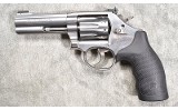 SMITH & WESSON ~ 617-5 ~ .22 LONG RIFLE - Image 2 of 10