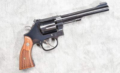 SMITH & WESSON ~ 17-9 ~ .22 LONG RIFLE - Image 1 of 10