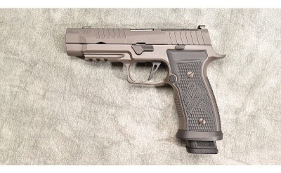 Sig Sauer ~ P320 ~ 9MM Luger - Image 3 of 8