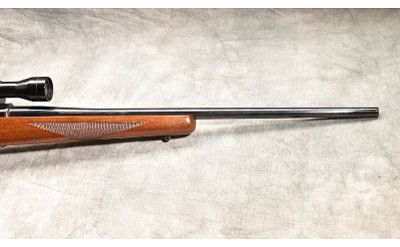 RUGER ~ M77 ~ .250 SAVAGE - Image 4 of 11