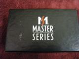 Crimson Trace LG-904 Master Series Lasergrips G10 Black/Grey For 1911 Full-Size - 5 of 5