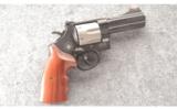 Smith & Wesson 329PD .44 Magnum - 1 of 2