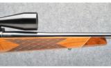 Weatherby ~
Mark V ~ .300 WBY Mag Rifle - 9 of 9