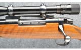 Weatherby ~
Mark V ~ .300 WBY Mag Rifle - 5 of 9