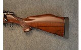 Weatherby ~ Mark V ~ 7 mm Weatherby Magnum - 2 of 11