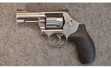 Smith & Wesson 686-6 - 2 of 4