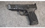 Smith & Wesson ~ M&P 2.0 ~ 10mm - 2 of 5