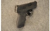 Smith & Wesson ~ M&P 9 shield ~ 9mm - 4 of 5