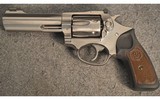 RUGER ~ SP101 ~ .327 FEDERAL MAGNUM - 4 of 5