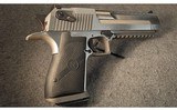 MAGNUM RESEARCH ~ DESERT EAGLE ~ .50 AE - 2 of 8