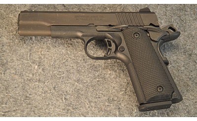BROWNING ARMS CO. ~ BLACK LABEL1911 ~ .380 AUTO