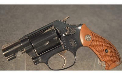 SMITH & WESSON ~ MODEL 36-10 ~ .38 SPL+P