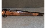 Weatherby~Mark V Deluxe~.300 Weatherby Magnum - 3 of 7