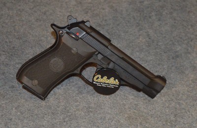 Pietro Beretta ~ 85 BB ~ 9 Short