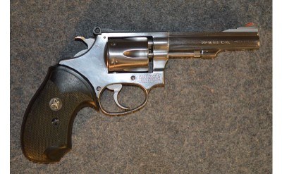 Smith & Wesson ~ 651 ~ .22 MRF - Image 4 of 5