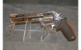 Taurus ~ Raging Bull ~ .454 Casull - 2 of 4