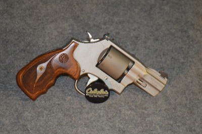 Smith & Wesson ~ 986 ~ 9mm Luger - Image 1 of 5