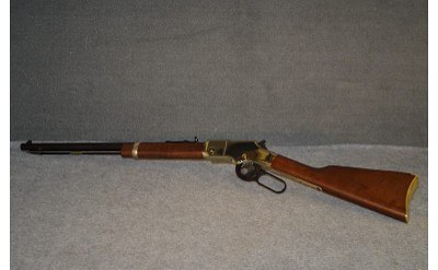 Henry ~ None ~ .17 HMR - Image 8 of 8