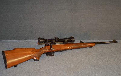Winchester ~ 70 ~ .30-06 SP - Image 1 of 8