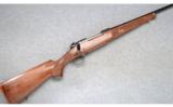 Winchester Model 70
Feather-Weight Ultra Grade 