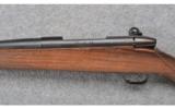 Weatherby Mark V (USA) ~ .300 Weatherby Magnum - 4 of 9