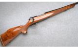 Weatherby Mark V Ultramark (Japan) ~ .300 Wby. Mag - 1 of 9