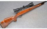Weatherby Mark V (Japan) ~ Lefthand ~ .300 Wby. Mag. - 1 of 9