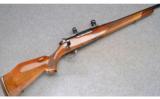 Weatherby Mark V (Japan) ~ .300 Wby. Mag. - 1 of 9