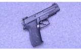 Sig Sauer P226 ~ .40 S&W / .357 Sig - 1 of 3