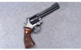 Smith & Wesson Model 586-2 ~ 357 Magnum - 1 of 1