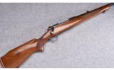 Winchester Model 70 Featherweight (Pre '64) ~ .264 Win. Mag. - 1 of 9