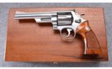 Smith & Wesson Model 629-1 ~ .44 Magnum - 2 of 4