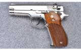 Smith & Wesson Model 39-2
(Nickel) ~ 9 MM Para - 2 of 2