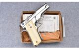 Smith & Wesson Model 59 ~ 9 MM Para - 1 of 2