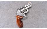 Smith & Wesson ~ Model 629-1 ~ .44 Magnum - 1 of 2
