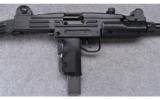 IMI (Action Arms) ~ Uzi Model B ~ 9 MM Para - 3 of 9