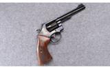 Smith & Wesson ~ Model 48-7 ~ .22 Magnum - 1 of 2