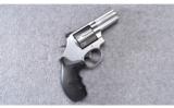 Smith & Wesson ~ Model 686-6 ~ .357 Magnum - 1 of 2