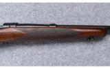 Winchester ~ Model 70 (Pre '64) ~ .270 W.C.F. - 4 of 9