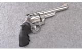 Smith & Wesson ~ Model 629-1 ~ .44 Magnum - 1 of 2