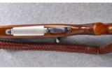 Winchester (USA) ~ Model 70 (Pre '64) Featherweight ~ .243 Win. - 5 of 9