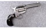 Ruger ~ New Model Single Six ~ .32 H&R Mag. - 1 of 2