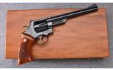 Smith & Wesson ~ Model 29-2 ~ .44 Magnum - 3 of 6