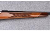 Weatherby ~ Mark V Custom Grade (German) ~ .300 WBY Magnum - 4 of 9