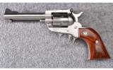 Ruger ~ New Model Single Six ~ .22 LR / .22 Magnum - 2 of 4