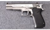 Smith & Wesson ~ Model 4506 ~ .45 Auto - 2 of 4