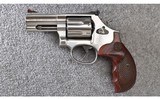 Smith & Wesson ~ Model 686-6 Deluxe ~ .357 Magnum - 2 of 4
