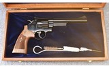 Smith & Wesson ~ Model 29-10 ~ .44 Magnum - 4 of 5